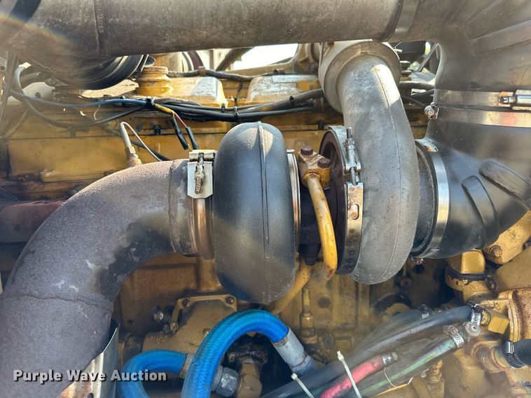 image for item LR9472 1979 Peterbilt 359 semi truck