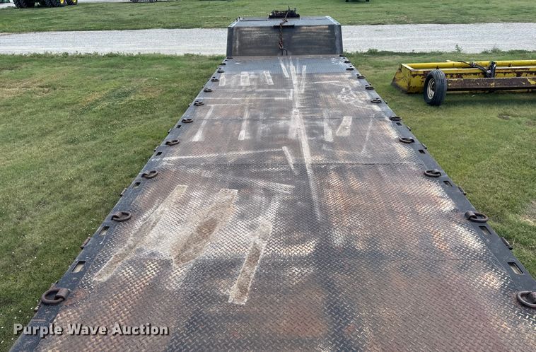 image for item MV9064 1998 Wilson 4860FT Muvall drop deck hydraulic tail equipment trailer