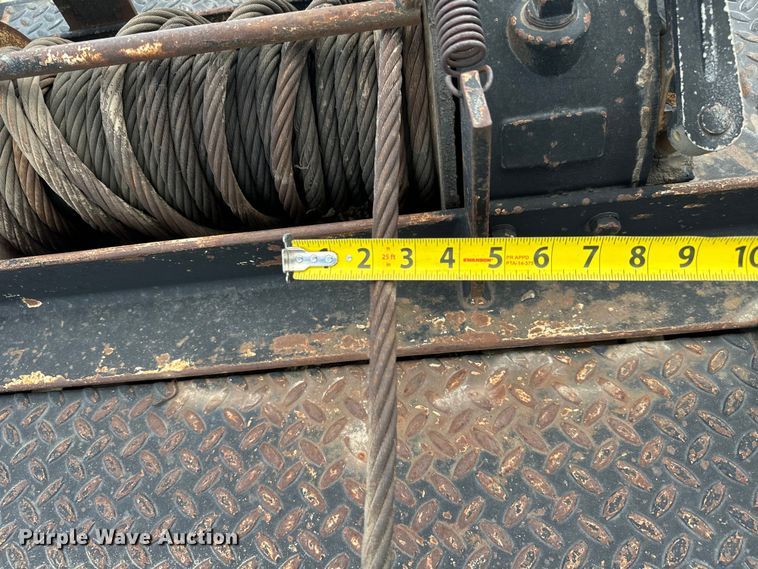 image for item MV9064 1998 Wilson 4860FT Muvall drop deck hydraulic tail equipment trailer