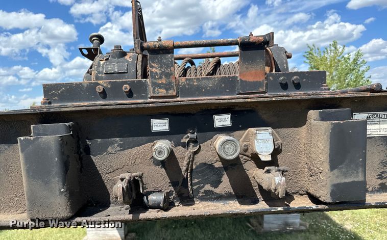 image for item MV9064 1998 Wilson 4860FT Muvall drop deck hydraulic tail equipment trailer