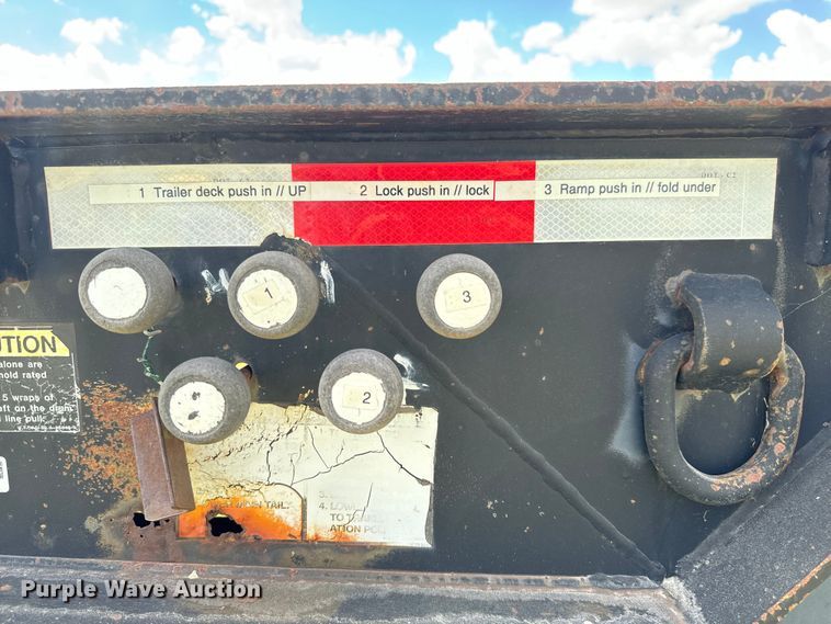 image for item MV9064 1998 Wilson 4860FT Muvall drop deck hydraulic tail equipment trailer