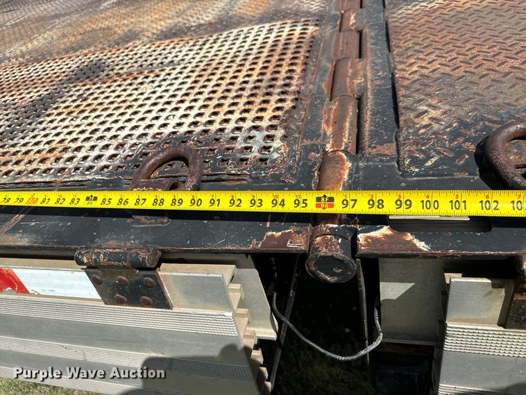 image for item MV9064 1998 Wilson 4860FT Muvall drop deck hydraulic tail equipment trailer