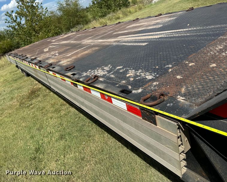 image for item MV9064 1998 Wilson 4860FT Muvall drop deck hydraulic tail equipment trailer