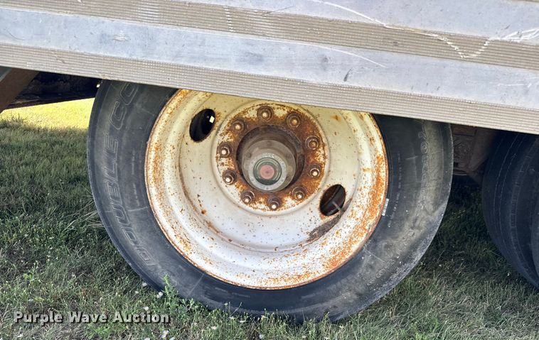 image for item MV9064 1998 Wilson 4860FT Muvall drop deck hydraulic tail equipment trailer