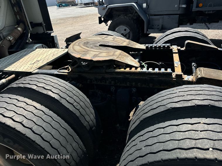 image for item MV9120 2018 Freightliner  Cascadia Evolution  semi truck