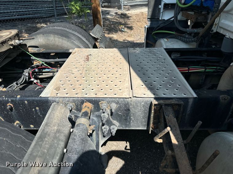 image for item MV9120 2018 Freightliner  Cascadia Evolution  semi truck