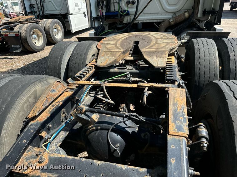 image for item MV9120 2018 Freightliner  Cascadia Evolution  semi truck