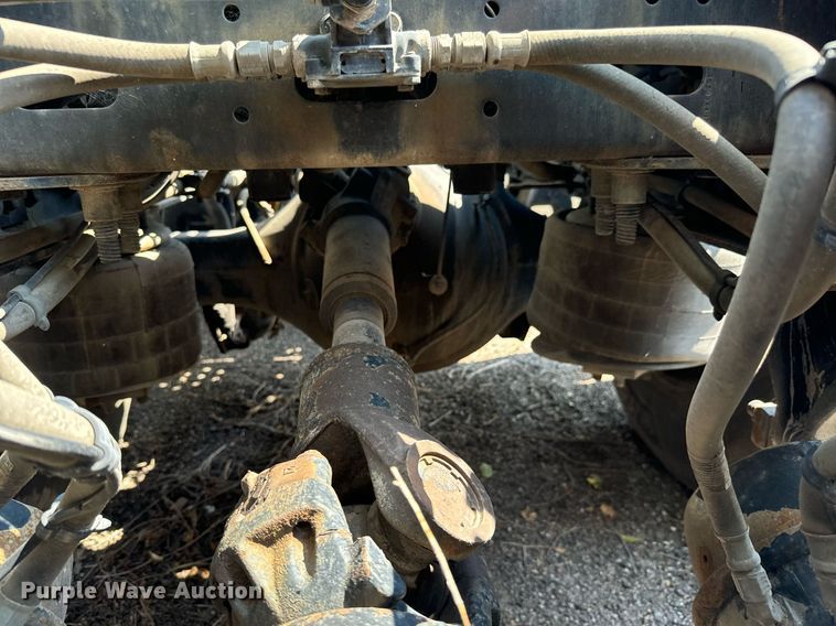 image for item MV9120 2018 Freightliner  Cascadia Evolution  semi truck