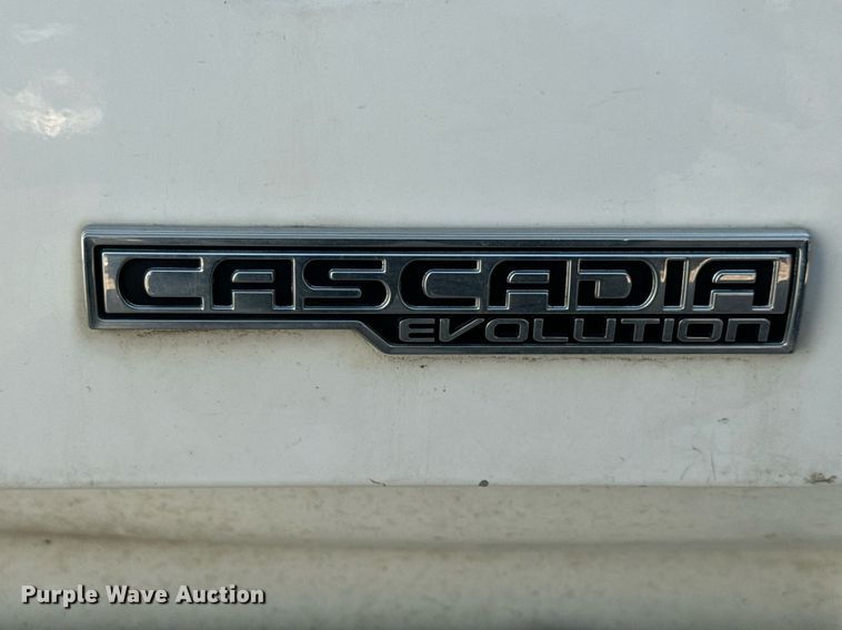 image for item MV9120 2018 Freightliner  Cascadia Evolution  semi truck