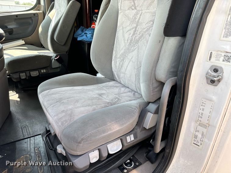 image for item MV9120 2018 Freightliner  Cascadia Evolution  semi truck