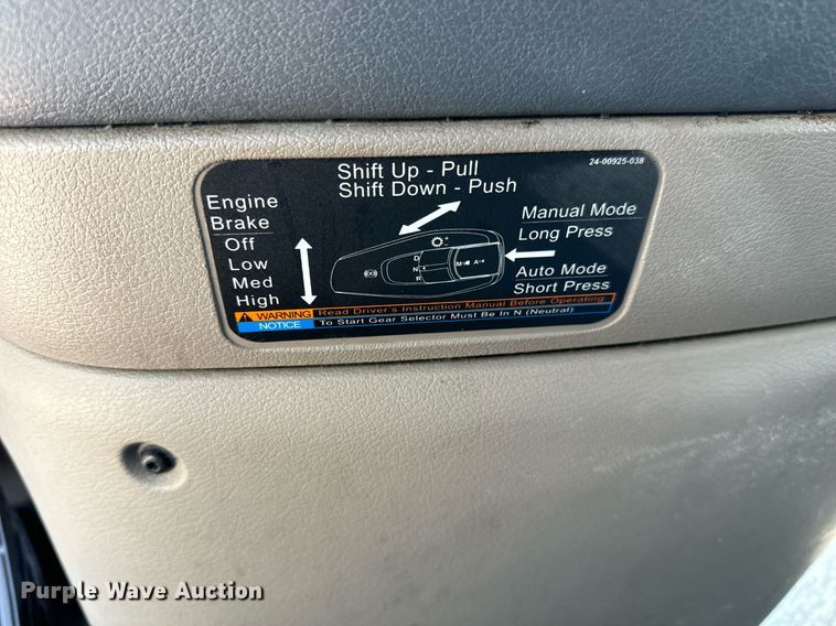 image for item MV9120 2018 Freightliner  Cascadia Evolution  semi truck