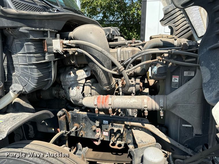 image for item MV9120 2018 Freightliner  Cascadia Evolution  semi truck