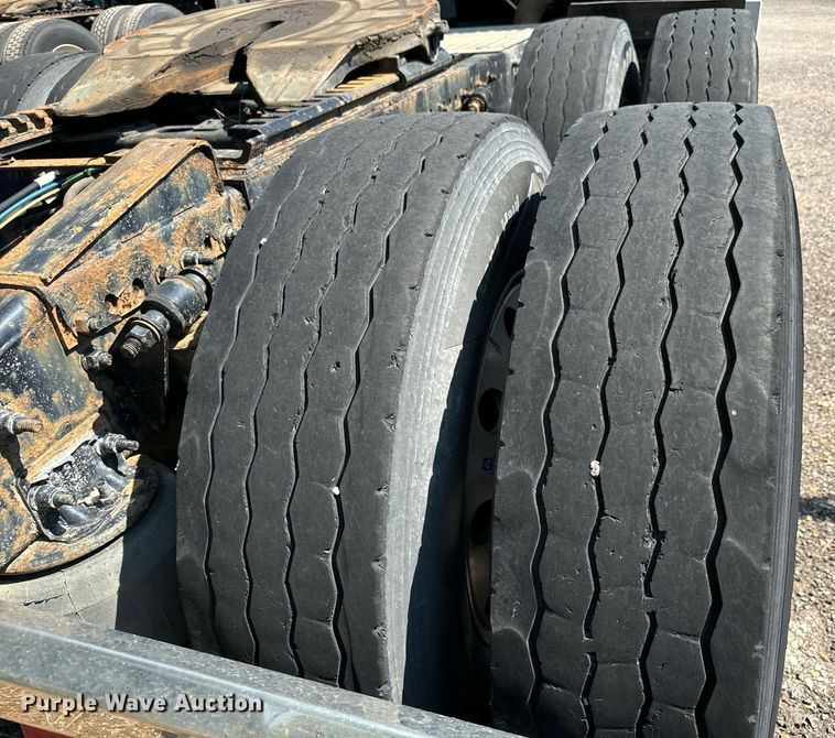 image for item MV9120 2018 Freightliner  Cascadia Evolution  semi truck