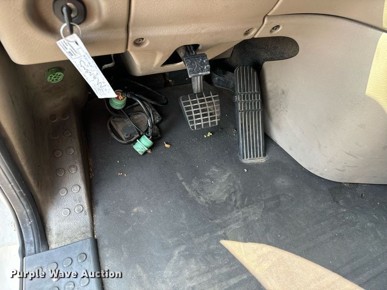 image for item MV9121 2017 Freightliner Cascadia Evolution  semi truck