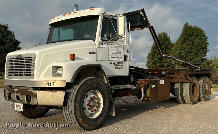 image for item MV9169 2000 Freightliner FL80 roll-off container truck