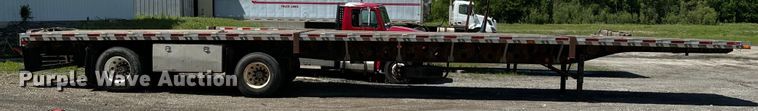 image for item ND9347 1999 Transcraft flatbed trailer