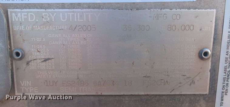 image for item NW9667 2005 Utility Trailers FS2CHA flatbed trailer