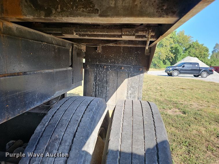 image for item NX9177 2001 Dump-Rite DR24 end dump trailer