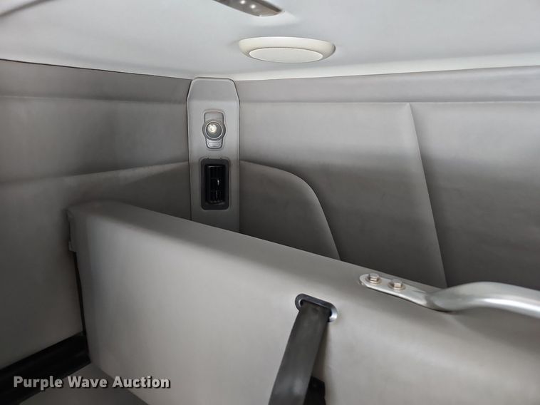 image for item NX9178 2016 Peterbilt 579 semi truck