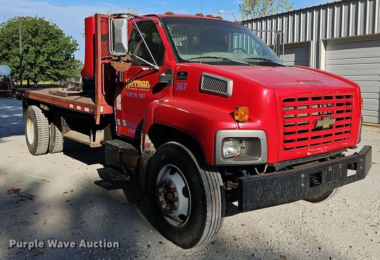 image for item NX9204 2007 Chevrolet C6500 dump flatbed truck