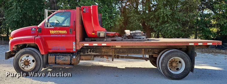 image for item NX9204 2007 Chevrolet C6500 dump flatbed truck