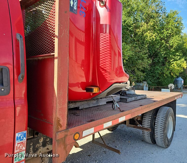 image for item NX9204 2007 Chevrolet C6500 dump flatbed truck