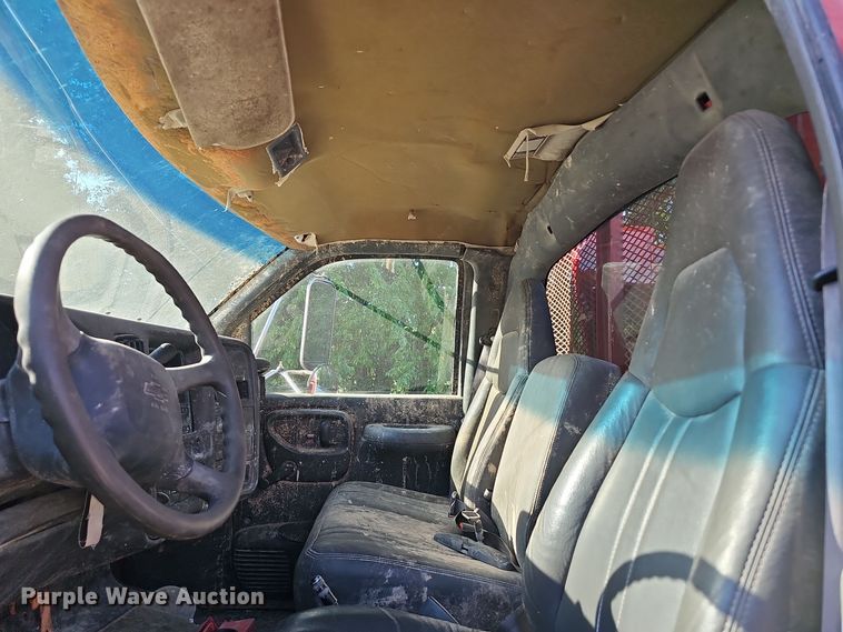 image for item NX9204 2007 Chevrolet C6500 dump flatbed truck