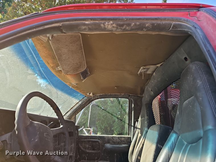 image for item NX9204 2007 Chevrolet C6500 dump flatbed truck