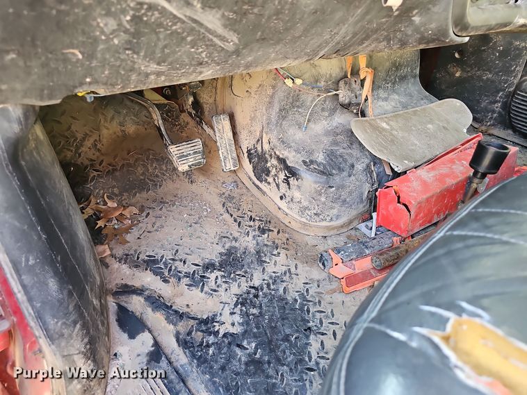 image for item NX9204 2007 Chevrolet C6500 dump flatbed truck