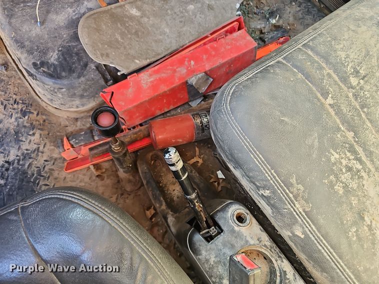 image for item NX9204 2007 Chevrolet C6500 dump flatbed truck