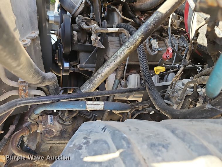 image for item NX9204 2007 Chevrolet C6500 dump flatbed truck