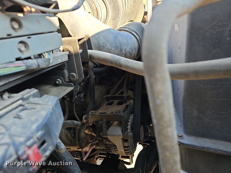 image for item NX9204 2007 Chevrolet C6500 dump flatbed truck