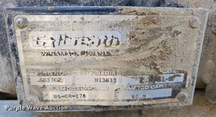 image for item NX9205 1999 Volvo WG roll-off container truck