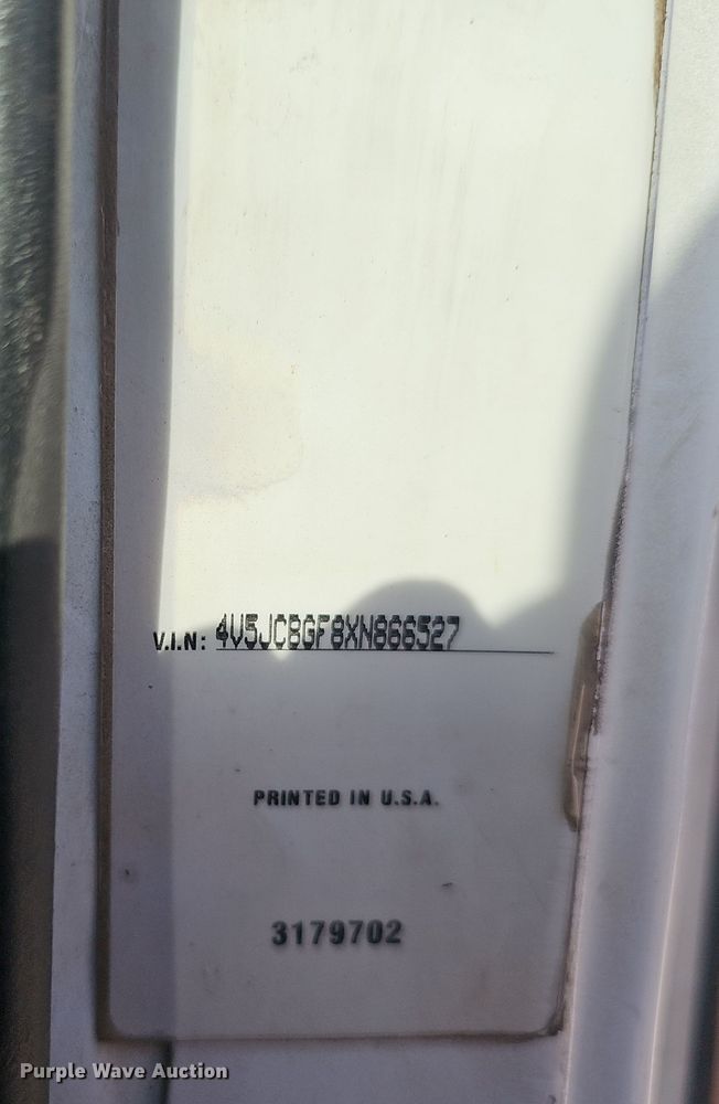 image for item NX9205 1999 Volvo WG roll-off container truck