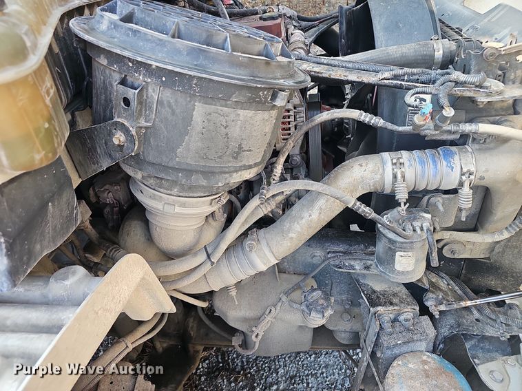 image for item NX9209 2011 Freightliner M2 refuse truck