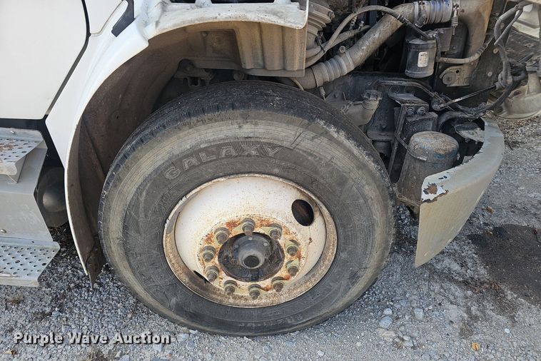 image for item NX9209 2011 Freightliner M2 refuse truck