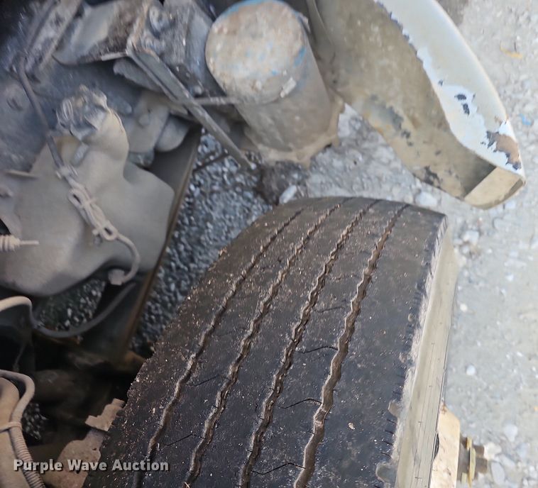 image for item NX9209 2011 Freightliner M2 refuse truck