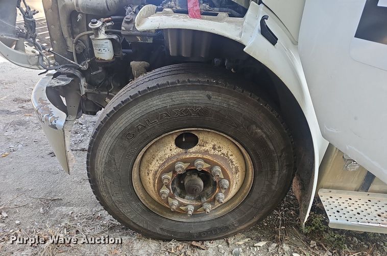 image for item NX9209 2011 Freightliner M2 refuse truck