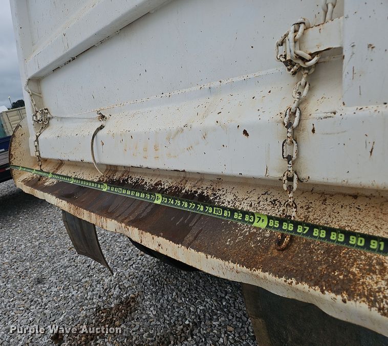 image for item NX9266 2003 Mack CV713 dump truck