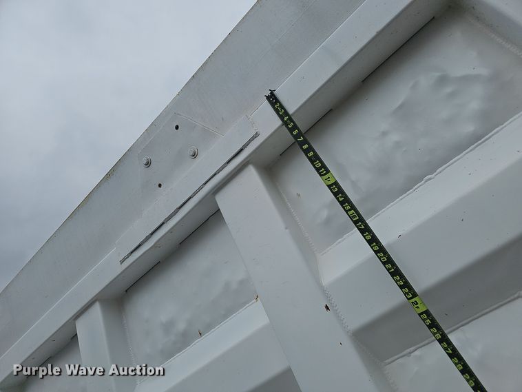 image for item NX9266 2003 Mack CV713 dump truck