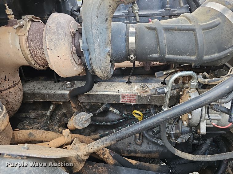 image for item NX9266 2003 Mack CV713 dump truck