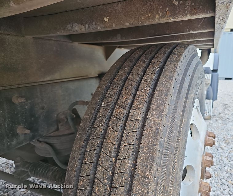 image for item NX9266 2003 Mack CV713 dump truck