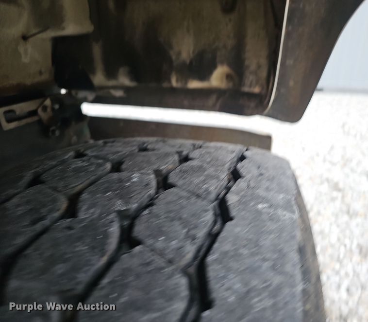 image for item NX9266 2003 Mack CV713 dump truck