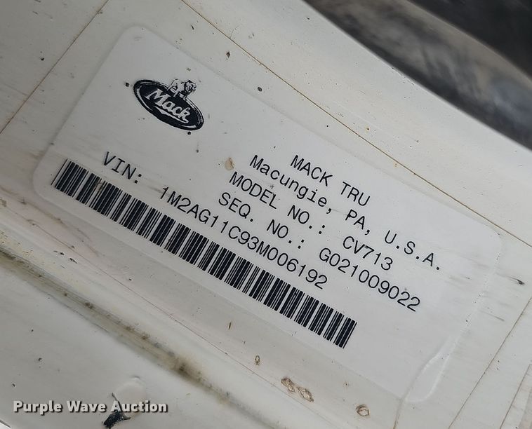 image for item NX9266 2003 Mack CV713 dump truck