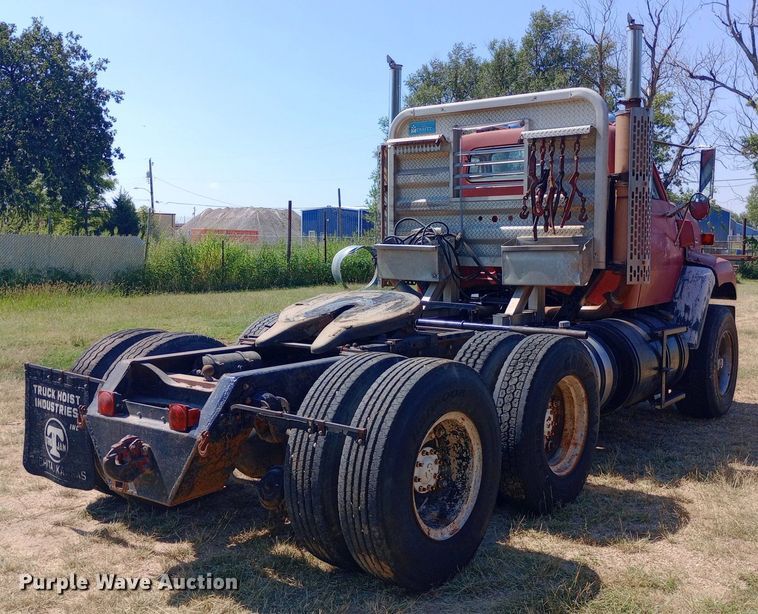 image for item NY9522 1975 GMC Renango semi truck