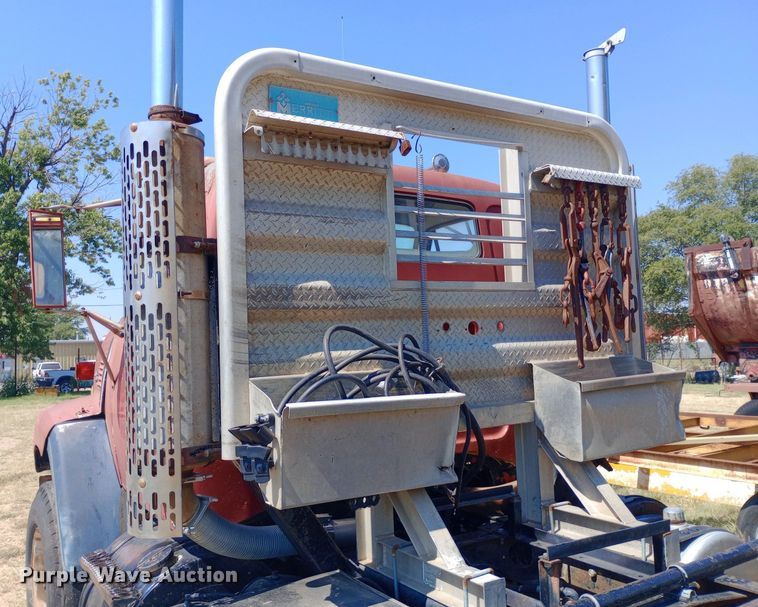 image for item NY9522 1975 GMC Renango semi truck