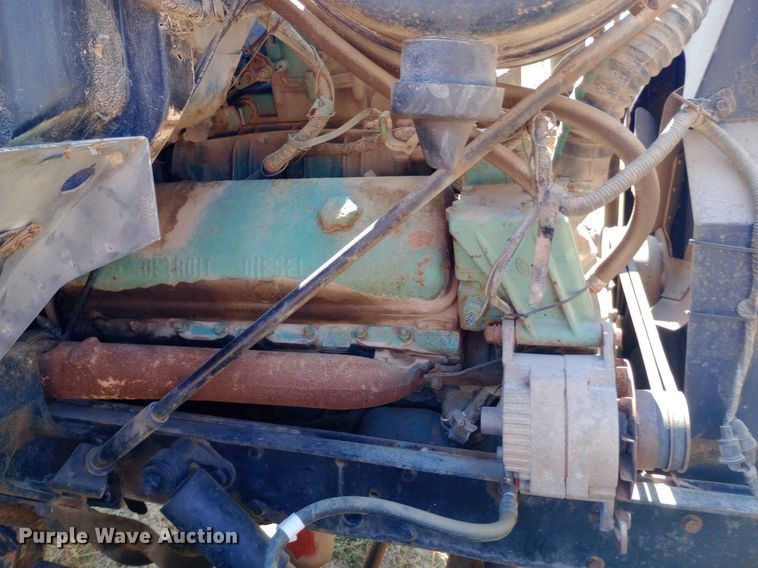 image for item NY9522 1975 GMC Renango semi truck