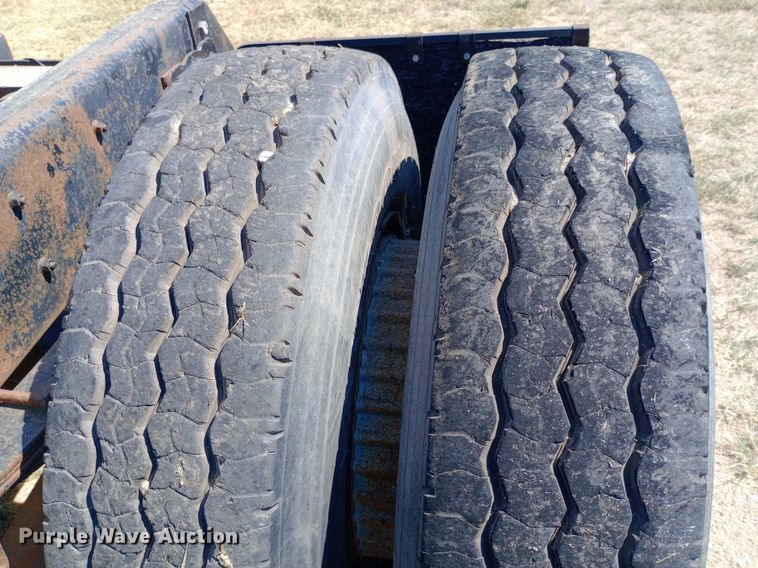 image for item NY9522 1975 GMC Renango semi truck