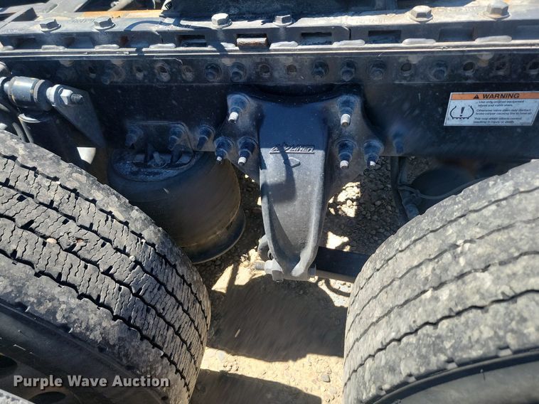 image for item OD9565 2022 Freightliner  Cascadia  semi truck