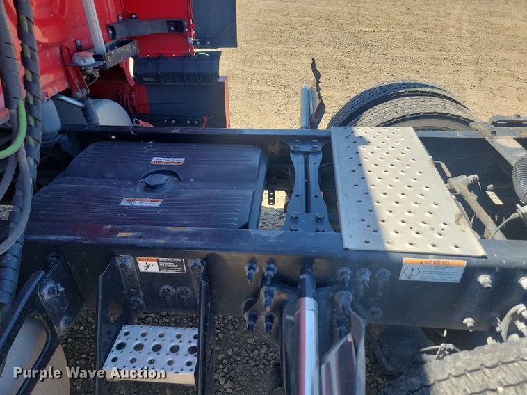 image for item OD9565 2022 Freightliner  Cascadia  semi truck